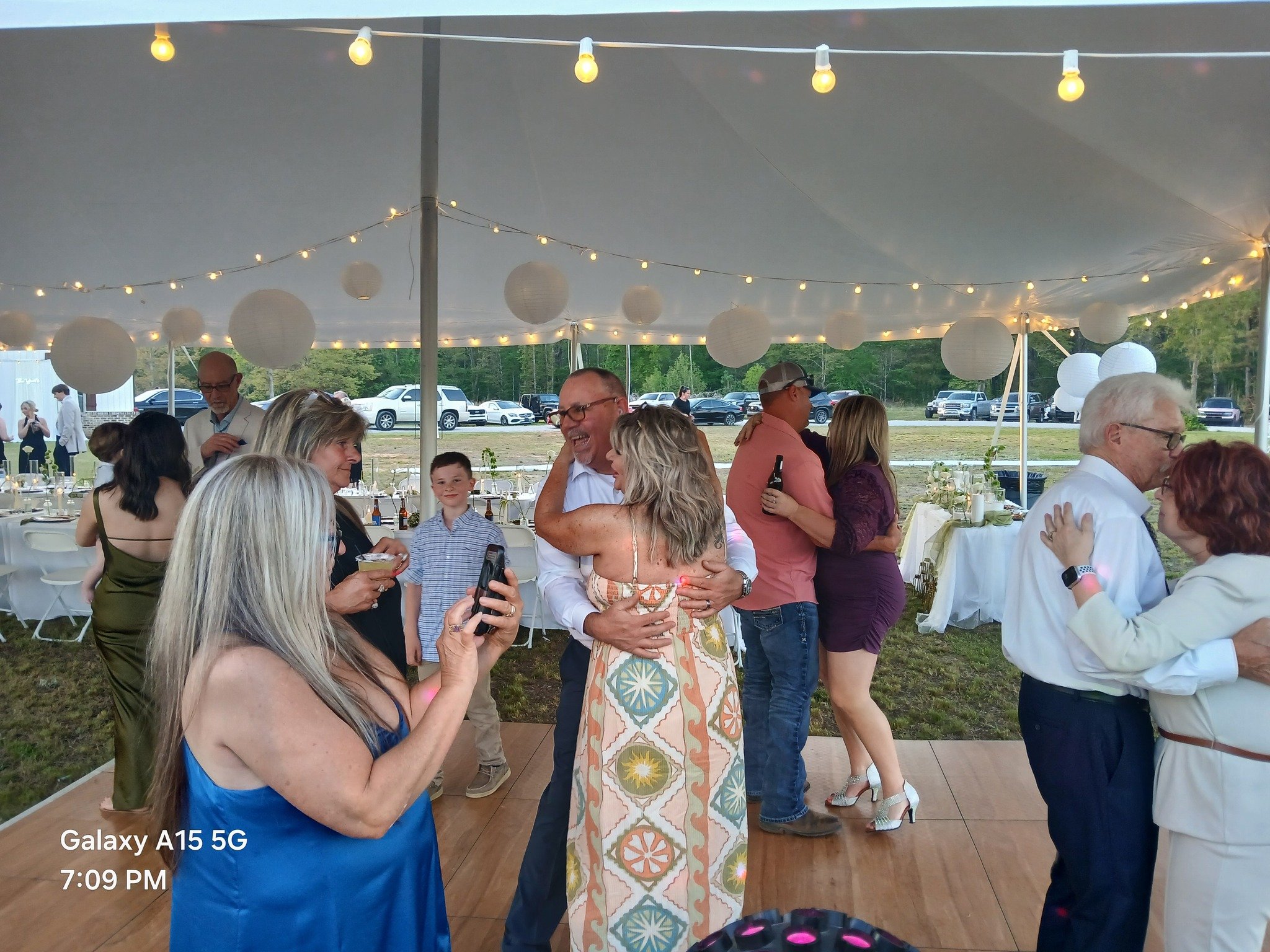 Jason & Jordan Yant Wedding - Guests Celebrating